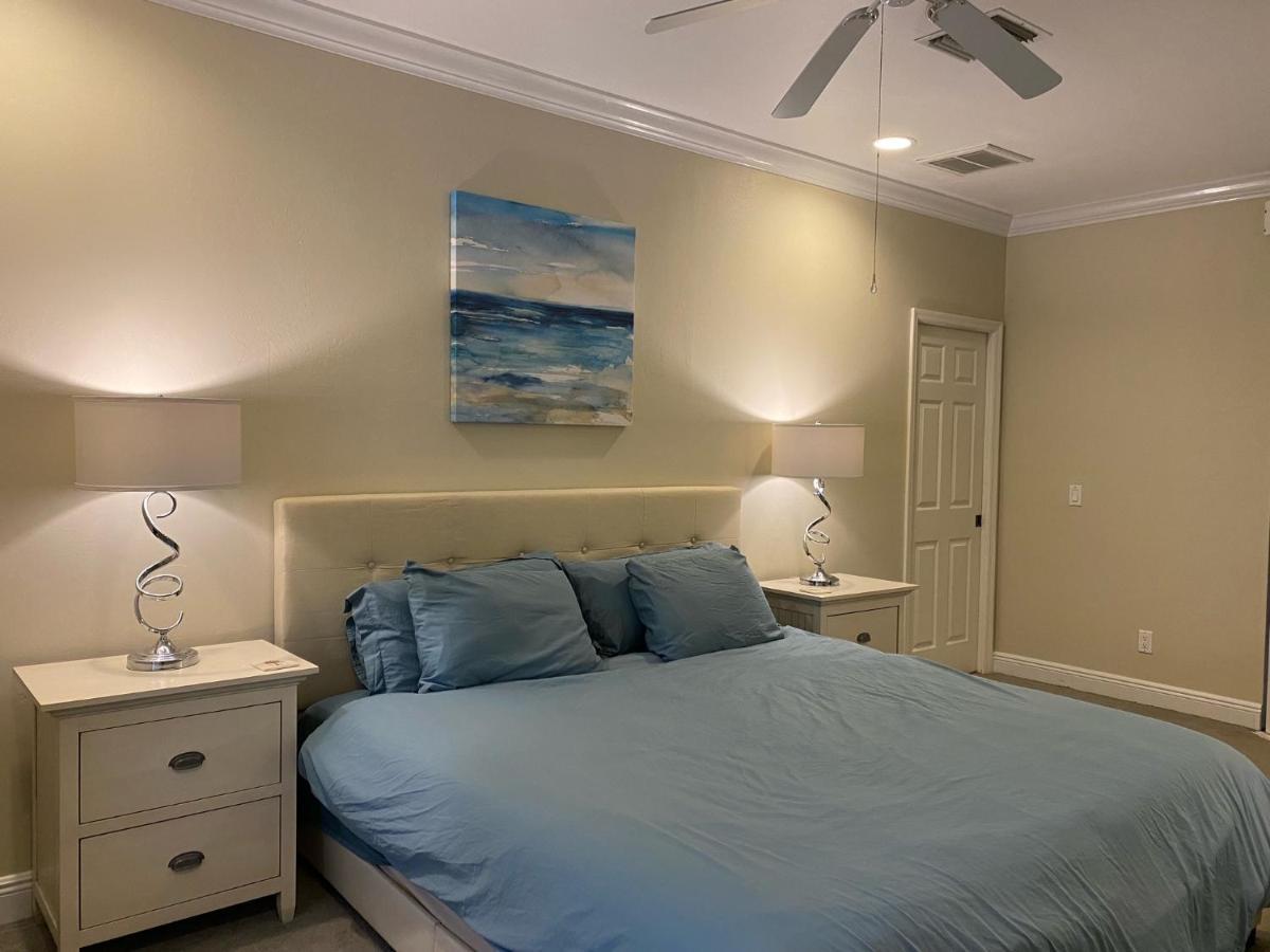 Paradise Found - Private Oasis With Heated Pool On Marco Island Hotel Exterior photo