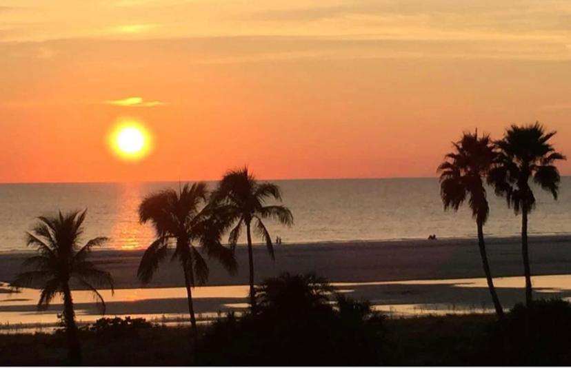 Paradise Found - Private Oasis With Heated Pool On Marco Island Hotel Exterior photo